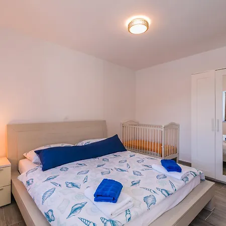 Nina - With A Heated Pool Villa *