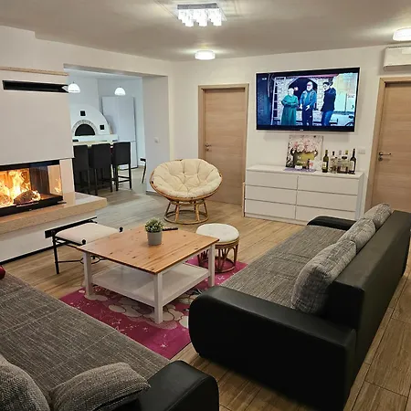 Villa Nina - With A Heated Pool Tribalj (Primorsko-Goranska)