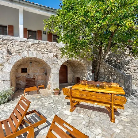 Villa Nina - With A Heated Pool *