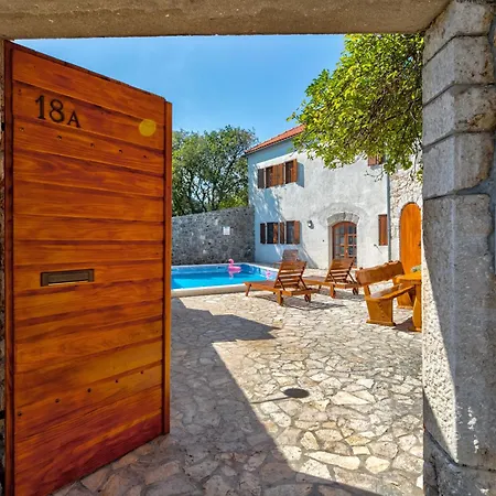 Nina - With A Heated Pool Villa Tribalj (Primorsko-Goranska)